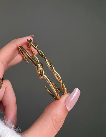 Eternity Knot Bracelet Set