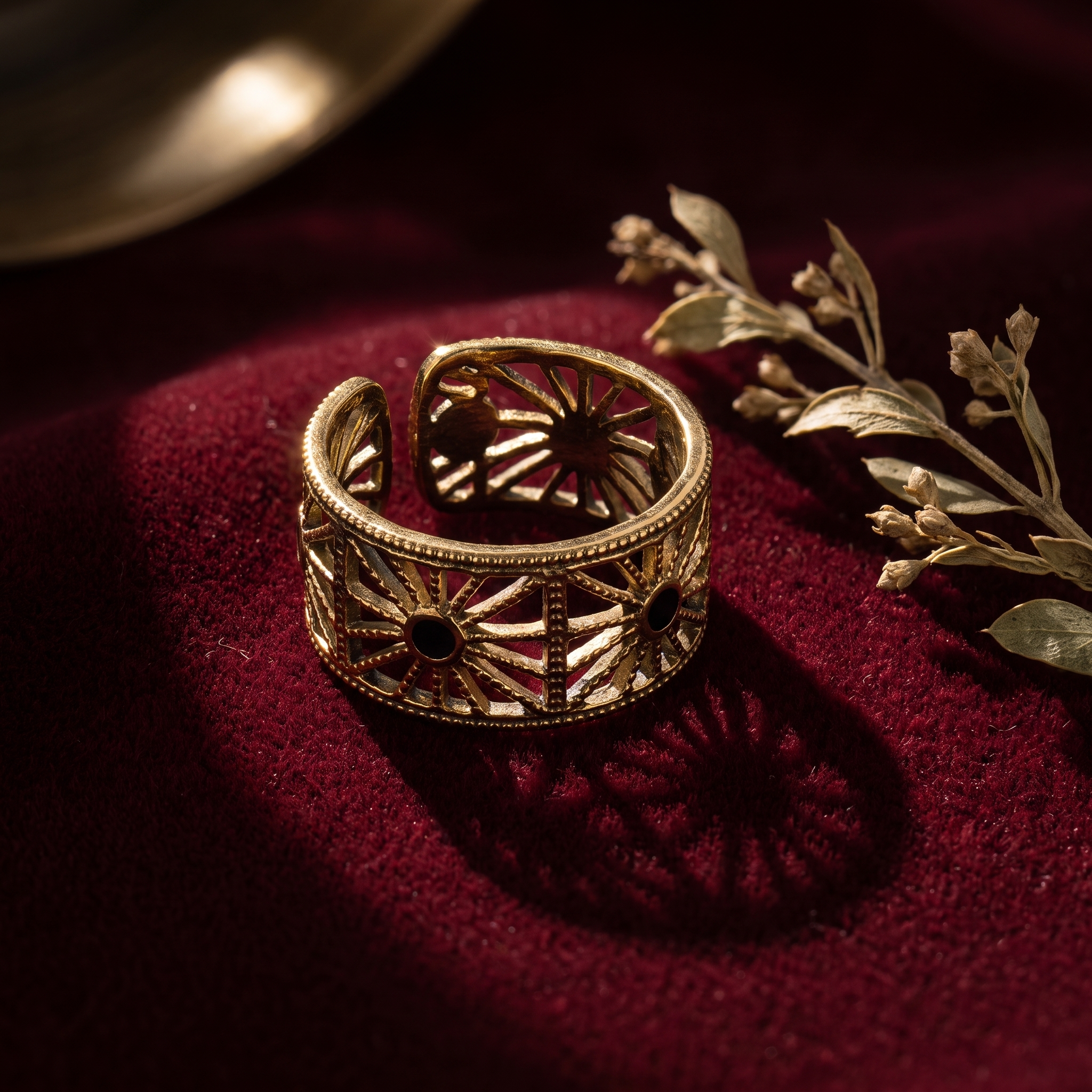 Soraya Filigree Ring | Free Size